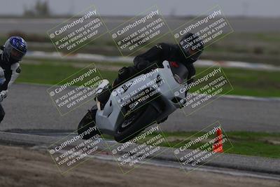 media/Nov-30-2025-TrackDaz (Sun) [[d8b22663df]]/B Group/Session 2 (Sunset)/